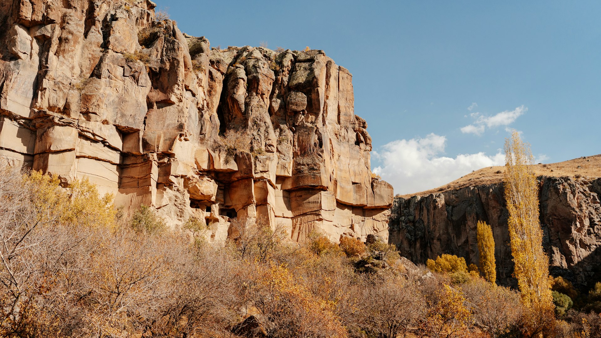 Best Hikes & Viewpoints in Cappadocia: Rose Valley, Love Valley & More